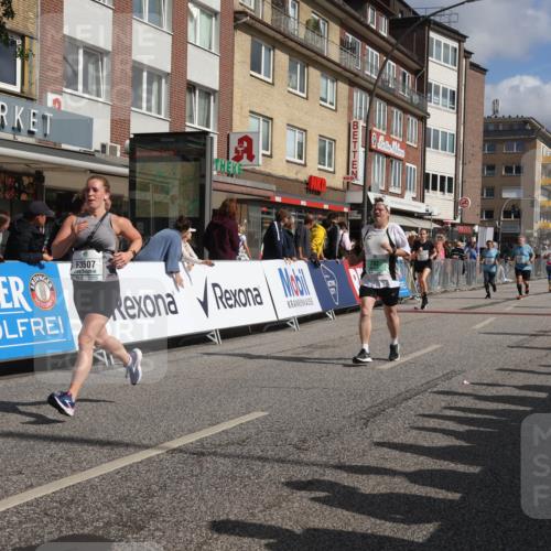 15.09.2024 - PSD Bank Halbmarathon Michael Strokosch http://msf.ph/oto/7076459 15.09.2024 12:17:08 Ziel 792, 1596, 2270, 2277, 2305, 2306, 2686, 2931, 2932, 2969, 3118, 3130, 3250, 3403, 3425, 3507 meine-sportfotos.de