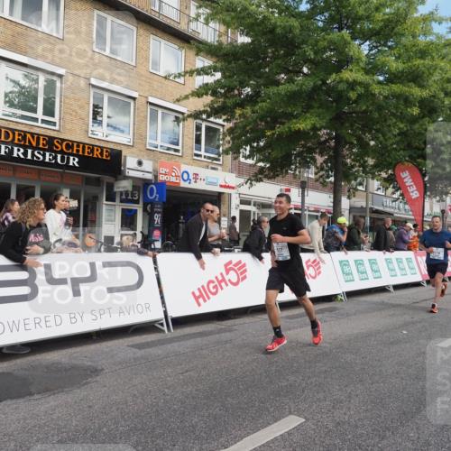 15.09.2024 - PSD Bank Halbmarathon Miley Keyser http://msf.ph/oto/7076465 15.09.2024 11:33:03 Ziel 718, 927, 1055, 1059, 1127, 1164, 1176, 1580 meine-sportfotos.de