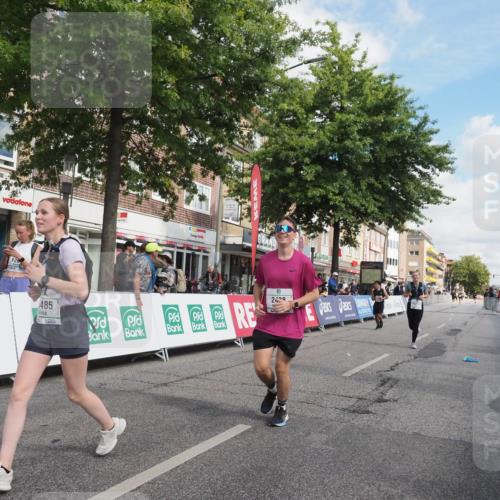 15.09.2024 - PSD Bank Halbmarathon Miley Keyser http://msf.ph/oto/7076502 15.09.2024 12:34:55 Ziel 2438, 3151, 3251, 3273, 3485 meine-sportfotos.de