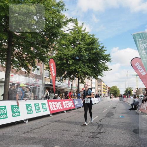 15.09.2024 - PSD Bank Halbmarathon Miley Keyser http://msf.ph/oto/7076507 15.09.2024 12:34:57 Ziel 2438, 2444, 3151, 3251, 3273, 3485 meine-sportfotos.de