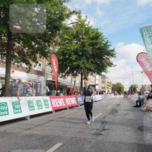 15.09.2024 - PSD Bank Halbmarathon Miley Keyser http://msf.ph/oto/7076511 15.09.2024 12:34:57 Ziel 2438, 2444, 3151, 3251, 3273, 3485 meine-sportfotos.de