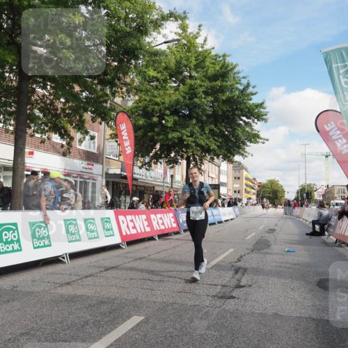 15.09.2024 - PSD Bank Halbmarathon Miley Keyser http://msf.ph/oto/7076517 15.09.2024 12:34:57 Ziel 2438, 2444, 3151, 3251, 3273, 3485 meine-sportfotos.de