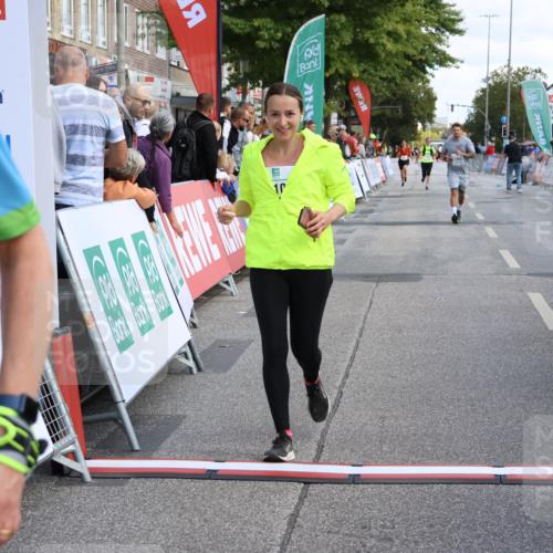15.09.2024 - PSD Bank Halbmarathon Strokosch-Dieckow http://msf.ph/oto/7076522 15.09.2024 12:33:57 Ziel 1983, 2331, 3107 meine-sportfotos.de