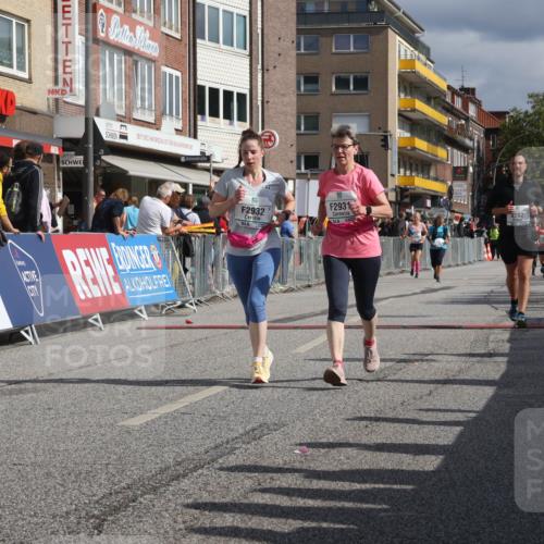 15.09.2024 - PSD Bank Halbmarathon Michael Strokosch http://msf.ph/oto/7076525 15.09.2024 12:17:15 Ziel 792, 2282, 2305, 2306, 2931, 2932, 3130, 3250, 3425, 3507 meine-sportfotos.de