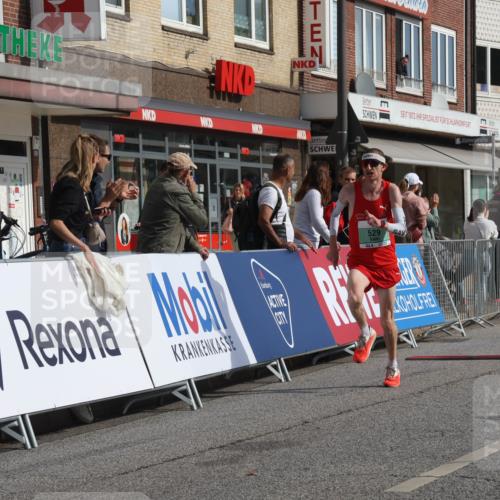 15.09.2024 - PSD Bank Halbmarathon Michael Strokosch http://msf.ph/oto/7076531 15.09.2024 11:09:08 Ziel 495, 499, 510, 529 meine-sportfotos.de