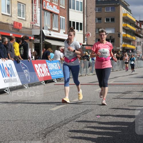 15.09.2024 - PSD Bank Halbmarathon Michael Strokosch http://msf.ph/oto/7076533 15.09.2024 12:17:15 Ziel 792, 2282, 2305, 2306, 2931, 2932, 3130, 3250, 3425, 3507 meine-sportfotos.de