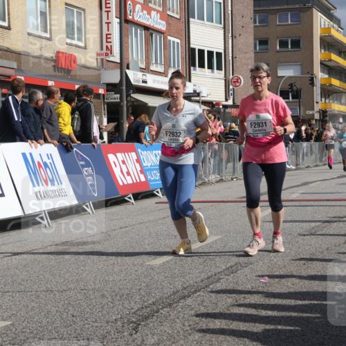 15.09.2024 - PSD Bank Halbmarathon Michael Strokosch http://msf.ph/oto/7076537 15.09.2024 12:17:15 Ziel 792, 2282, 2305, 2306, 2931, 2932, 3130, 3250, 3425, 3507 meine-sportfotos.de