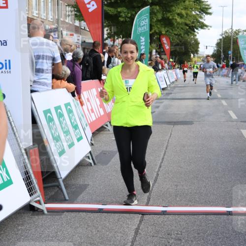 15.09.2024 - PSD Bank Halbmarathon Strokosch-Dieckow http://msf.ph/oto/7076548 15.09.2024 12:33:57 Ziel 1983, 2331, 3107 meine-sportfotos.de