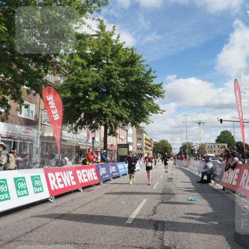 15.09.2024 - PSD Bank Halbmarathon Miley Keyser http://msf.ph/oto/7076578 15.09.2024 12:35:15 Ziel 2207, 2324, 2444, 3335 meine-sportfotos.de