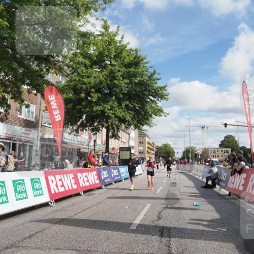 15.09.2024 - PSD Bank Halbmarathon Miley Keyser http://msf.ph/oto/7076590 15.09.2024 12:35:16 Ziel 2207, 2324, 2444, 3335 meine-sportfotos.de