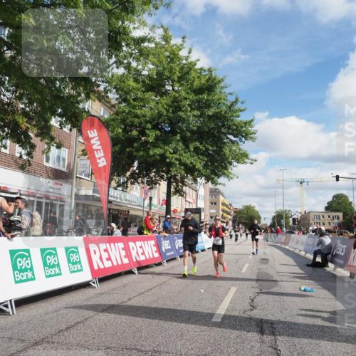 15.09.2024 - PSD Bank Halbmarathon Miley Keyser http://msf.ph/oto/7076608 15.09.2024 12:35:17 Ziel 2207, 2324, 2444, 3335 meine-sportfotos.de