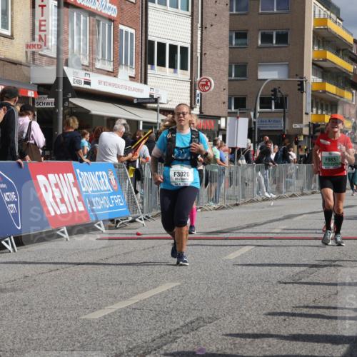 15.09.2024 - PSD Bank Halbmarathon Michael Strokosch http://msf.ph/oto/7076609 15.09.2024 12:17:24 Ziel 983, 2282, 2305, 2306, 2665, 2931, 2932, 3020, 3302 meine-sportfotos.de