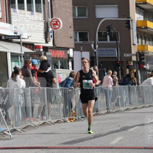 15.09.2024 - PSD Bank Halbmarathon Michael Strokosch http://msf.ph/oto/7076636 15.09.2024 11:09:23 Ziel 402, 499, 505 meine-sportfotos.de