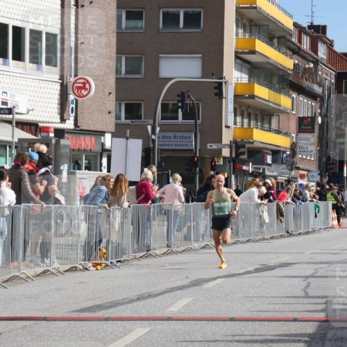 15.09.2024 - PSD Bank Halbmarathon Michael Strokosch http://msf.ph/oto/7076657 15.09.2024 11:09:25 Ziel 402, 505 meine-sportfotos.de