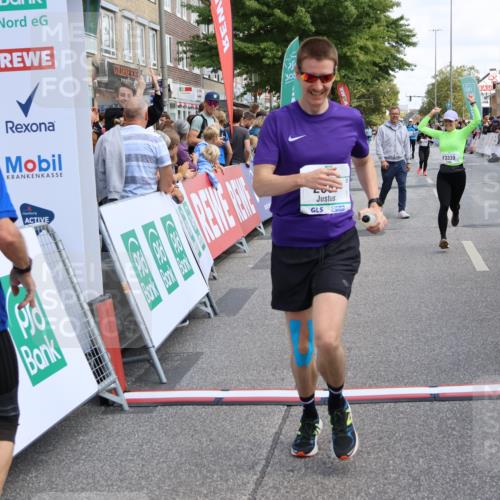 15.09.2024 - PSD Bank Halbmarathon Strokosch-Dieckow http://msf.ph/oto/7076667 15.09.2024 12:24:38 Ziel 1765, 1997, 2081, 2527, 3008, 3256, 3339, 3371, 3452, 3543 meine-sportfotos.de