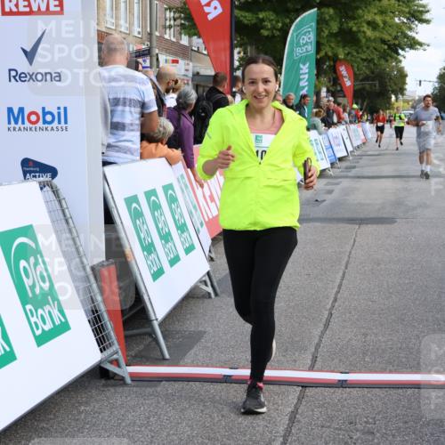 15.09.2024 - PSD Bank Halbmarathon Strokosch-Dieckow http://msf.ph/oto/7076677 15.09.2024 12:33:58 Ziel 1983, 2331, 3107 meine-sportfotos.de