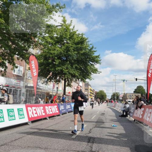 15.09.2024 - PSD Bank Halbmarathon Miley Keyser http://msf.ph/oto/7076698 15.09.2024 12:35:21 Ziel 2207, 2324, 3300, 3335, 3468 meine-sportfotos.de
