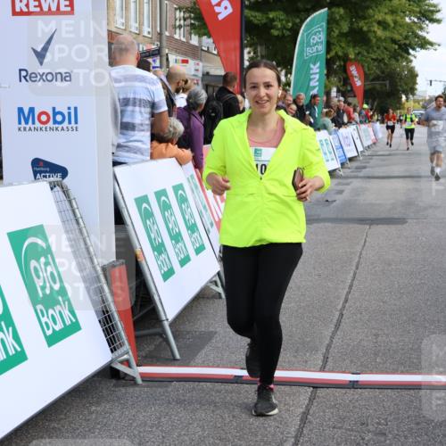 15.09.2024 - PSD Bank Halbmarathon Strokosch-Dieckow http://msf.ph/oto/7076701 15.09.2024 12:33:58 Ziel 1983, 2331, 3107 meine-sportfotos.de