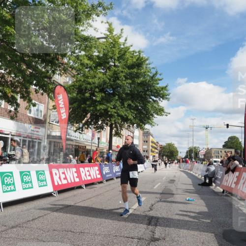 15.09.2024 - PSD Bank Halbmarathon Miley Keyser http://msf.ph/oto/7076703 15.09.2024 12:35:22 Ziel 2207, 2324, 3300, 3335, 3468 meine-sportfotos.de