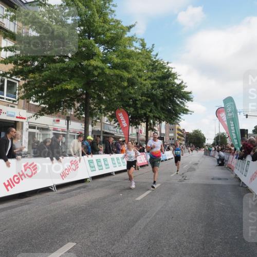 15.09.2024 - PSD Bank Halbmarathon Miley Keyser http://msf.ph/oto/7076735 15.09.2024 11:33:31 Ziel 693, 745, 930, 955, 2606, 2609 meine-sportfotos.de