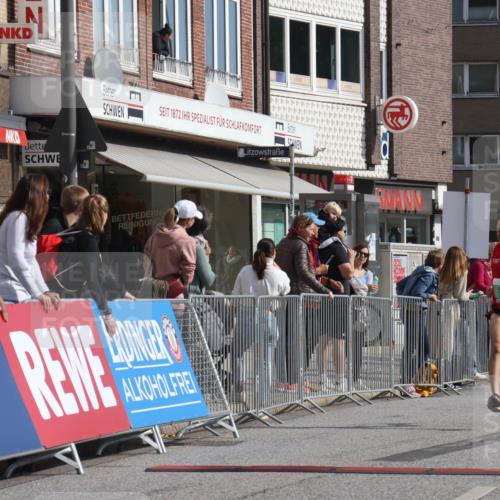 15.09.2024 - PSD Bank Halbmarathon Michael Strokosch http://msf.ph/oto/7076746 15.09.2024 11:09:43 Ziel 480, 504 meine-sportfotos.de