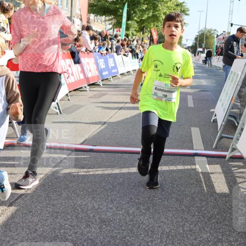 15.09.2024 - PSD Bank Halbmarathon Strokosch-Dieckow http://msf.ph/oto/7076791 15.09.2024 10:30:15 Ziel 3, 63, 97, 127, 156, 171, 185, 218, 225, 246, 252, 264, 281, 286, 289, 306 meine-sportfotos.de