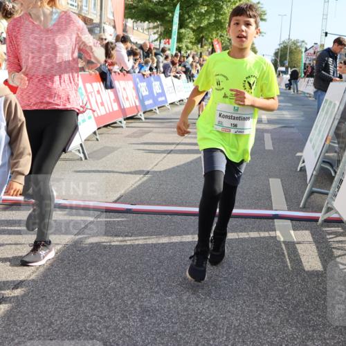 15.09.2024 - PSD Bank Halbmarathon Strokosch-Dieckow http://msf.ph/oto/7076818 15.09.2024 10:30:15 Ziel 3, 63, 97, 127, 156, 171, 185, 218, 225, 246, 252, 264, 281, 286, 289, 306 meine-sportfotos.de