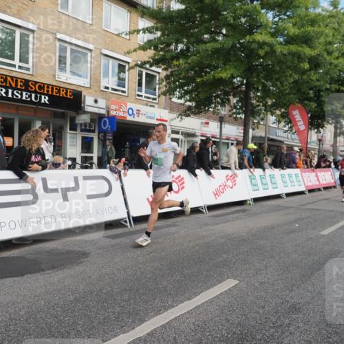 15.09.2024 - PSD Bank Halbmarathon Miley Keyser http://msf.ph/oto/7076822 15.09.2024 11:33:44 Ziel 693, 904, 923, 1043, 1429, 1514, 1611 meine-sportfotos.de