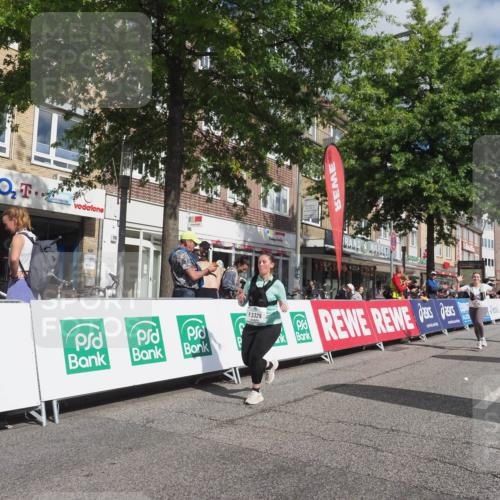 15.09.2024 - PSD Bank Halbmarathon Miley Keyser http://msf.ph/oto/7076835 15.09.2024 12:35:32 Ziel 1504, 2207, 2286, 2324, 3071, 3178, 3300, 3329, 3335, 3468 meine-sportfotos.de