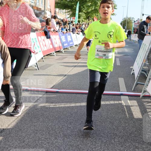 15.09.2024 - PSD Bank Halbmarathon Strokosch-Dieckow http://msf.ph/oto/7076840 15.09.2024 10:30:15 Ziel 3, 63, 97, 127, 156, 171, 185, 218, 225, 246, 252, 264, 281, 286, 289, 306 meine-sportfotos.de