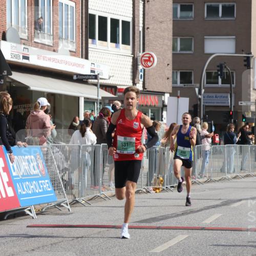 15.09.2024 - PSD Bank Halbmarathon Michael Strokosch http://msf.ph/oto/7076844 15.09.2024 11:09:52 Ziel 470, 473, 480, 490, 504, 514, 531 meine-sportfotos.de