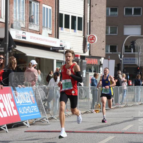 15.09.2024 - PSD Bank Halbmarathon Michael Strokosch http://msf.ph/oto/7076848 15.09.2024 11:09:52 Ziel 470, 473, 480, 490, 504, 514, 531 meine-sportfotos.de