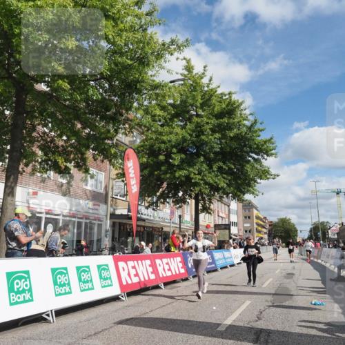 15.09.2024 - PSD Bank Halbmarathon Miley Keyser http://msf.ph/oto/7076849 15.09.2024 12:35:33 Ziel 1504, 2207, 2286, 2324, 3071, 3178, 3300, 3329, 3335, 3468 meine-sportfotos.de