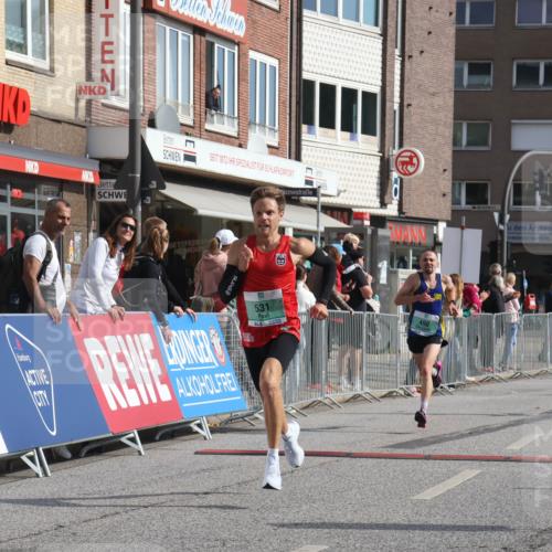 15.09.2024 - PSD Bank Halbmarathon Michael Strokosch http://msf.ph/oto/7076853 15.09.2024 11:09:52 Ziel 470, 473, 480, 490, 504, 514, 531 meine-sportfotos.de