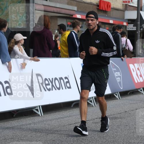 15.09.2024 - PSD Bank Halbmarathon Michael Strokosch http://msf.ph/oto/7076867 15.09.2024 12:17:46 Ziel 1515, 2169, 2298, 2424, 2549, 2702, 2762, 2971, 2991, 3010, 3072, 3084, 3155, 3260, 3498 meine-sportfotos.de