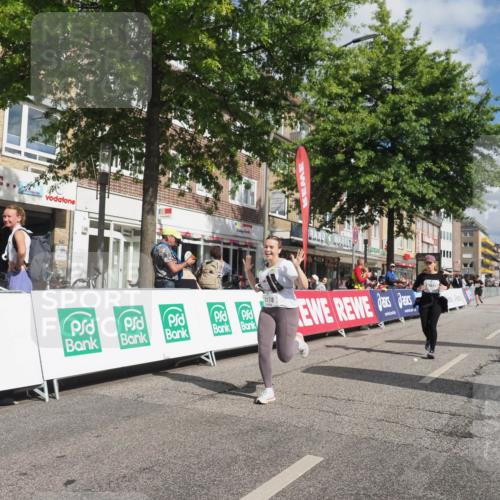 15.09.2024 - PSD Bank Halbmarathon Miley Keyser http://msf.ph/oto/7076892 15.09.2024 12:35:34 Ziel 1504, 2207, 2286, 2324, 3071, 3178, 3300, 3329, 3335, 3468 meine-sportfotos.de