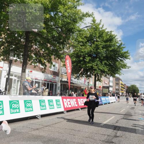 15.09.2024 - PSD Bank Halbmarathon Miley Keyser http://msf.ph/oto/7076901 15.09.2024 12:35:35 Ziel 1504, 2207, 2286, 2324, 3071, 3178, 3300, 3329, 3335, 3468 meine-sportfotos.de