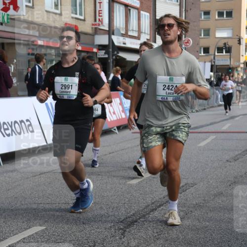 15.09.2024 - PSD Bank Halbmarathon Michael Strokosch http://msf.ph/oto/7076927 15.09.2024 12:17:51 Ziel 2169, 2298, 2424, 2549, 2762, 2916, 2971, 2991, 3070, 3084, 3137, 3260, 3382, 3498 meine-sportfotos.de