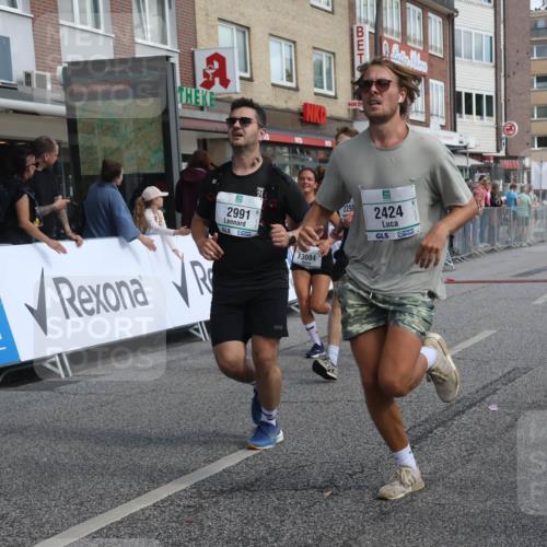 15.09.2024 - PSD Bank Halbmarathon Michael Strokosch http://msf.ph/oto/7076932 15.09.2024 12:17:51 Ziel 2169, 2298, 2424, 2549, 2762, 2916, 2971, 2991, 3070, 3084, 3137, 3260, 3382, 3498 meine-sportfotos.de