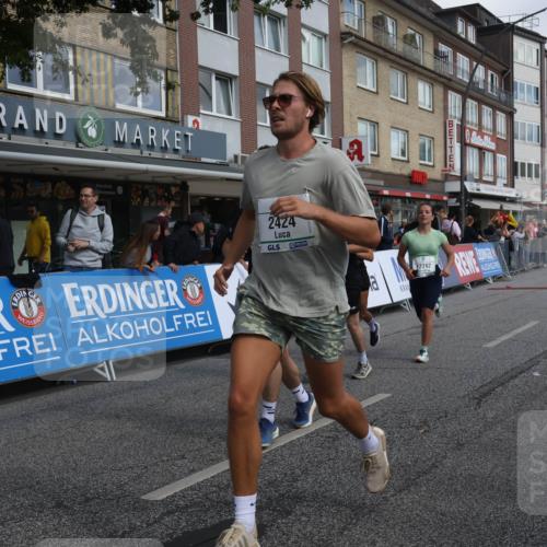 15.09.2024 - PSD Bank Halbmarathon Michael Strokosch http://msf.ph/oto/7076936 15.09.2024 12:17:52 Ziel 1959, 2169, 2298, 2424, 2549, 2762, 2916, 2971, 2991, 3070, 3084, 3137, 3382, 3498 meine-sportfotos.de