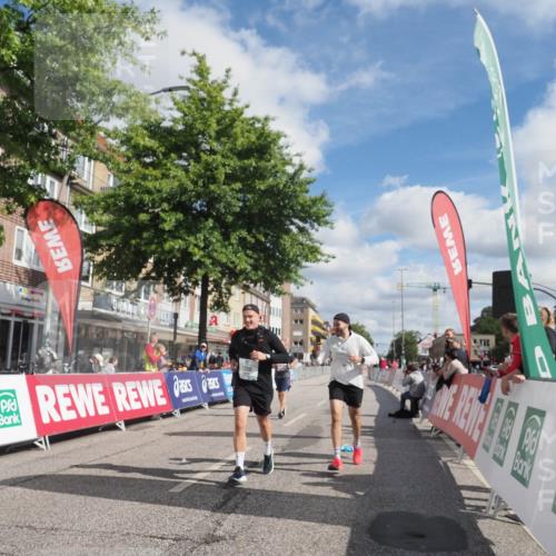 15.09.2024 - PSD Bank Halbmarathon Miley Keyser http://msf.ph/oto/7076957 15.09.2024 12:35:40 Ziel 1504, 1895, 2257, 2286, 3071, 3178, 3300, 3329, 3468 meine-sportfotos.de