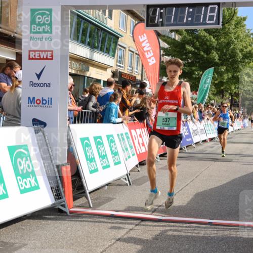 15.09.2024 - PSD Bank Halbmarathon Strokosch-Dieckow http://msf.ph/oto/7076986 15.09.2024 11:12:09 Ziel 537, 545 meine-sportfotos.de