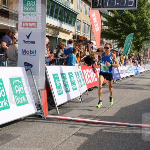 15.09.2024 - PSD Bank Halbmarathon Strokosch-Dieckow http://msf.ph/oto/7077027 15.09.2024 11:12:10 Ziel 537, 545 meine-sportfotos.de