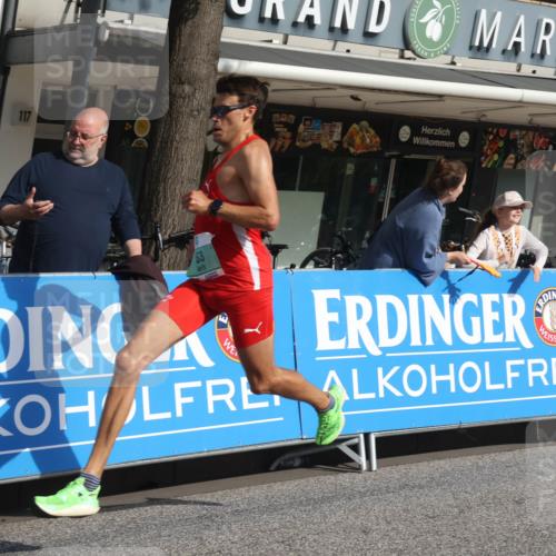 15.09.2024 - PSD Bank Halbmarathon Michael Strokosch http://msf.ph/oto/7077032 15.09.2024 11:10:10 Ziel 463, 470, 473, 478, 484, 501, 507, 519 meine-sportfotos.de