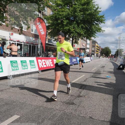 15.09.2024 - PSD Bank Halbmarathon Miley Keyser http://msf.ph/oto/7077051 15.09.2024 12:36:16 Ziel 2302, 2380 meine-sportfotos.de