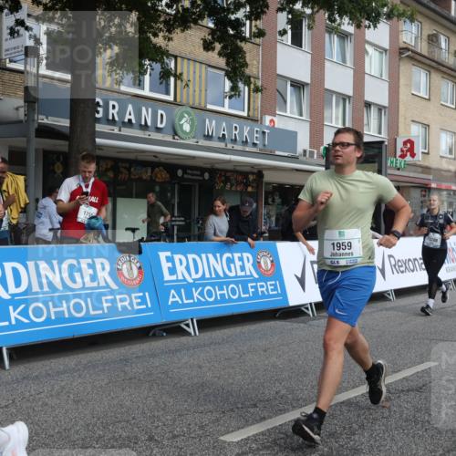 15.09.2024 - PSD Bank Halbmarathon Michael Strokosch http://msf.ph/oto/7077067 15.09.2024 12:18:02 Ziel 789, 1959, 2085, 2298, 2424, 2762, 2916, 3070, 3074, 3084, 3095, 3137, 3208, 3382, 3498 meine-sportfotos.de