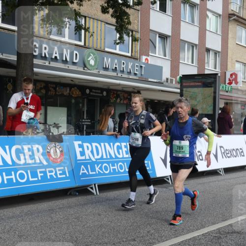 15.09.2024 - PSD Bank Halbmarathon Michael Strokosch http://msf.ph/oto/7077086 15.09.2024 12:18:04 Ziel 789, 1959, 2085, 2916, 3070, 3074, 3095, 3137, 3208, 3382, 3498 meine-sportfotos.de