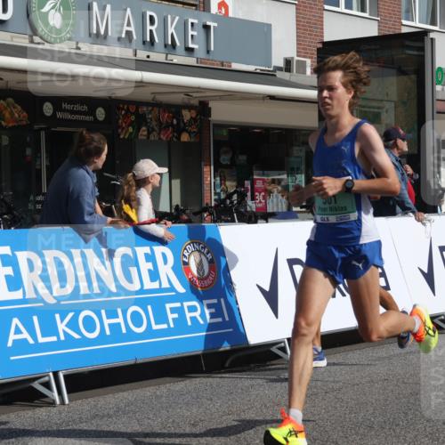 15.09.2024 - PSD Bank Halbmarathon Michael Strokosch http://msf.ph/oto/7077091 15.09.2024 11:10:15 Ziel 463, 478, 484, 501, 507, 519 meine-sportfotos.de