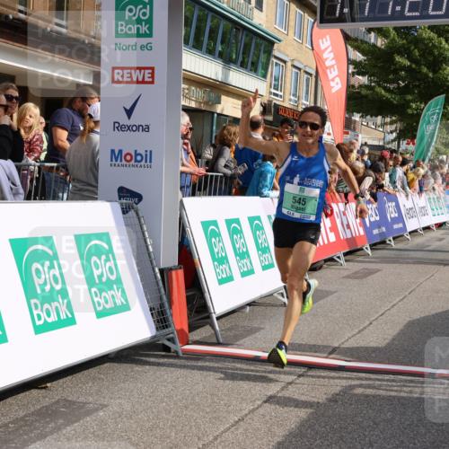 15.09.2024 - PSD Bank Halbmarathon Strokosch-Dieckow http://msf.ph/oto/7077093 15.09.2024 11:12:11 Ziel 503, 537, 545 meine-sportfotos.de