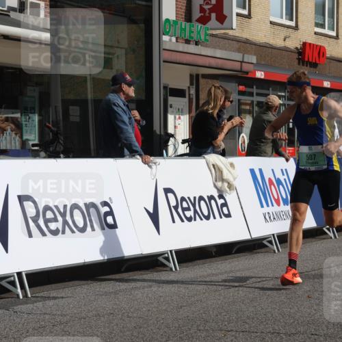 15.09.2024 - PSD Bank Halbmarathon Michael Strokosch http://msf.ph/oto/7077105 15.09.2024 11:10:16 Ziel 463, 478, 484, 501, 507, 519 meine-sportfotos.de